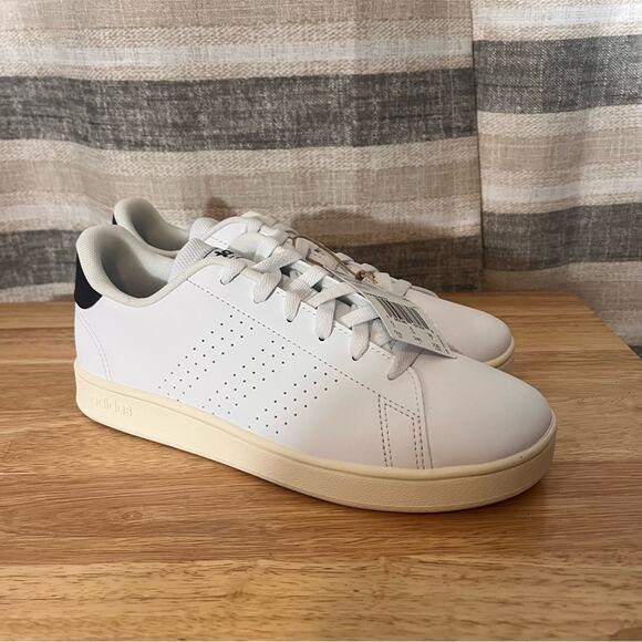 Adidas White Advantage K‎ Sneakers Size 5.5 - Picture 1 of 8